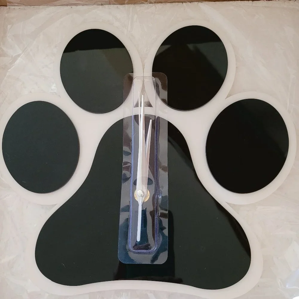 Paw Print Wall Clock Dog Puppy Unbranded Super Cute